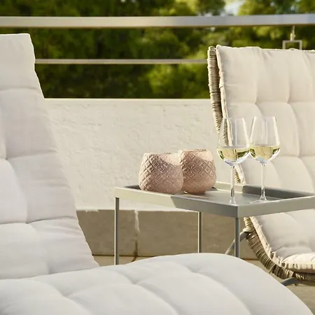 The Coolest Loft And Terrace-varkiza Sea View Apartment